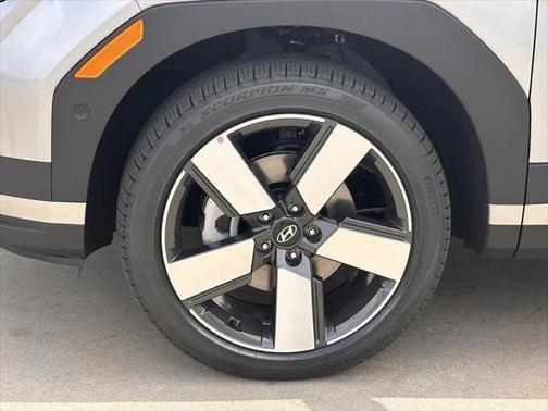 2025 Hyundai SANTA FE Limited