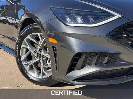 2022 Hyundai SONATA SEL