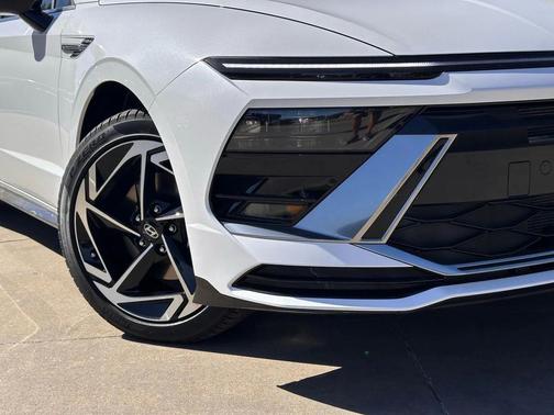 2026 Hyundai SONATA SEL