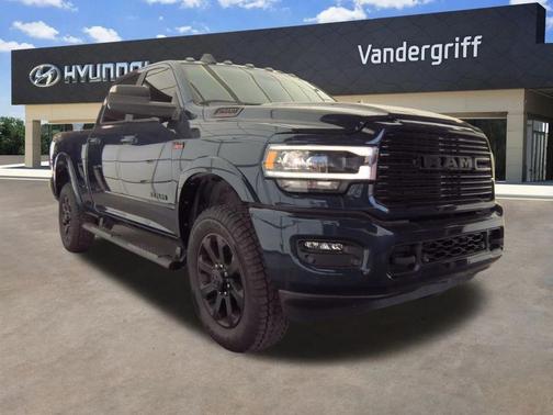 2022 RAM 2500 Laramie Crew Cab 4x4 6'4' Box