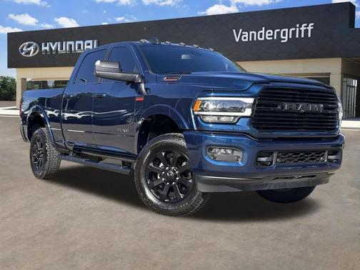2022 RAM 2500 Laramie Crew Cab 4x4 6'4' Box