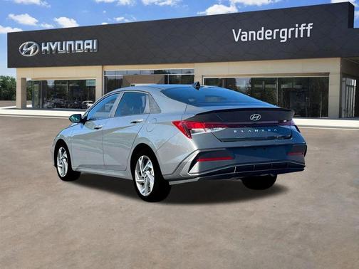 2025 Hyundai ELANTRA Sport