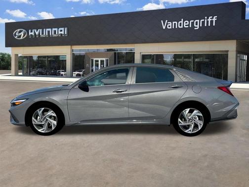 2025 Hyundai ELANTRA Sport