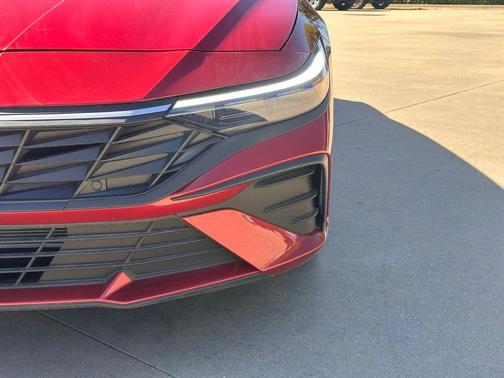 2025 Hyundai ELANTRA Sport