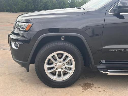 2020 Jeep Grand Cherokee Laredo