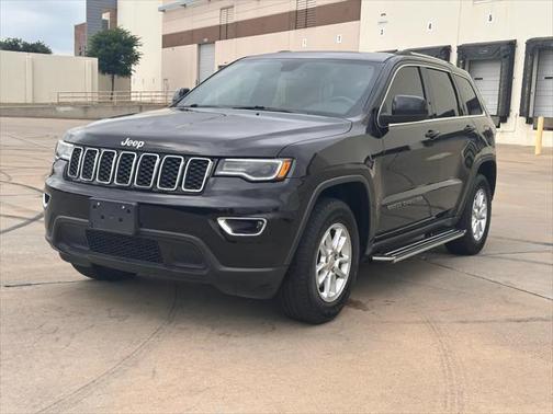 2020 Jeep Grand Cherokee Laredo