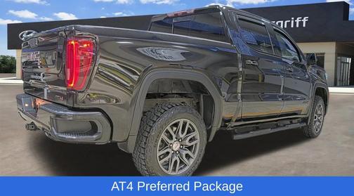 2021 GMC Sierra 1500 AT4
