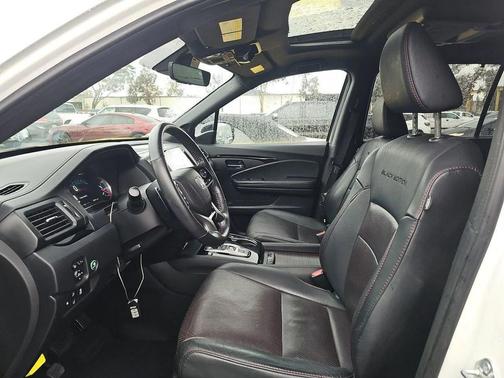 2022 Honda Pilot Black Edition