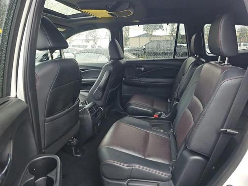 2022 Honda Pilot Black Edition