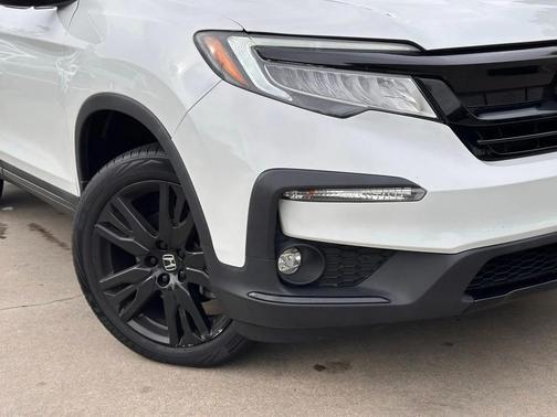 2022 Honda Pilot AWD Black Edition