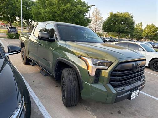 2022 Toyota Tundra SR5