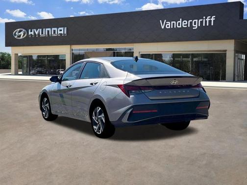 2025 Hyundai ELANTRA Sport