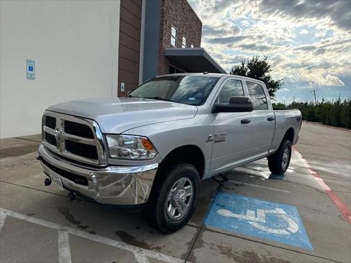 2018 RAM 2500 Tradesman Crew Cab 4x4 6'4' Box