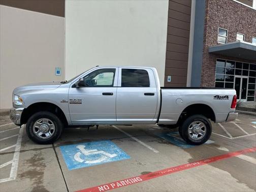 2018 RAM 2500 Tradesman Crew Cab 4x4 6'4' Box