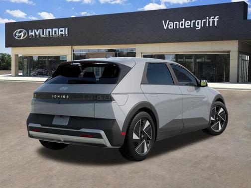 2026 Hyundai IONIQ 5 SEL