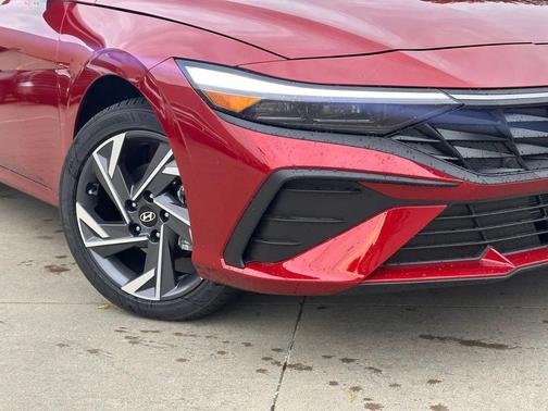 2025 Hyundai ELANTRA Sport