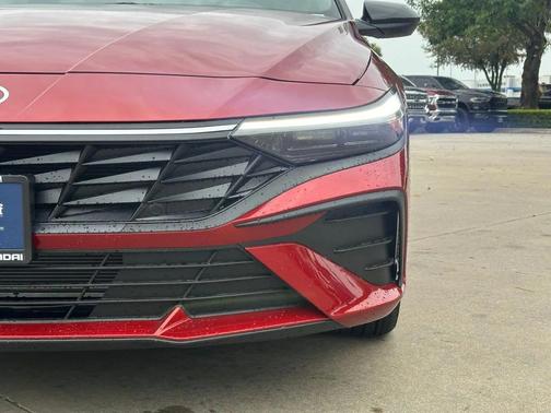 2025 Hyundai ELANTRA Sport