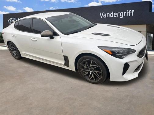 2022 Kia Stinger GT-Line