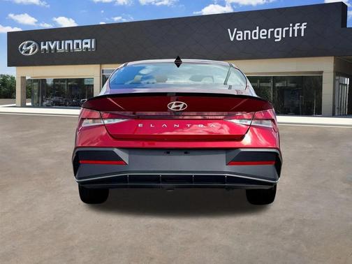 2025 Hyundai ELANTRA Sport