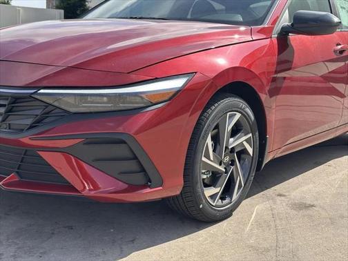 2025 Hyundai ELANTRA Sport