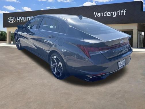 2023 Hyundai ELANTRA Limited