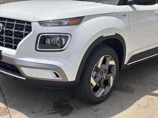 2025 Hyundai VENUE Limited