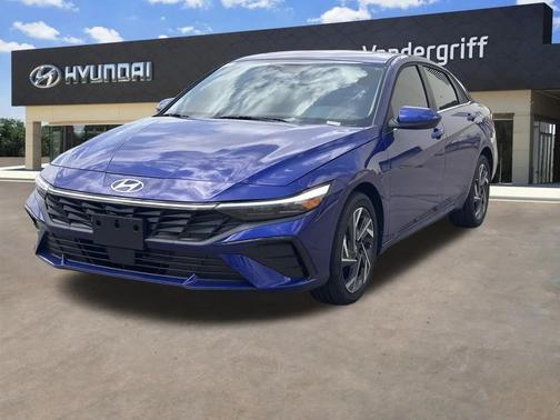 2025 Hyundai ELANTRA SEL