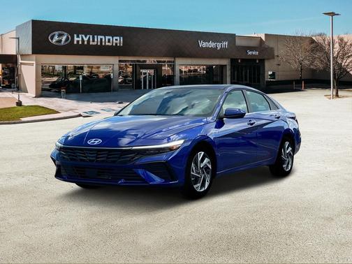2025 Hyundai ELANTRA SEL
