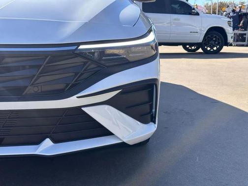 2026 Hyundai ELANTRA HEV Blue