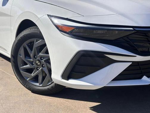 2026 Hyundai ELANTRA HEV Blue