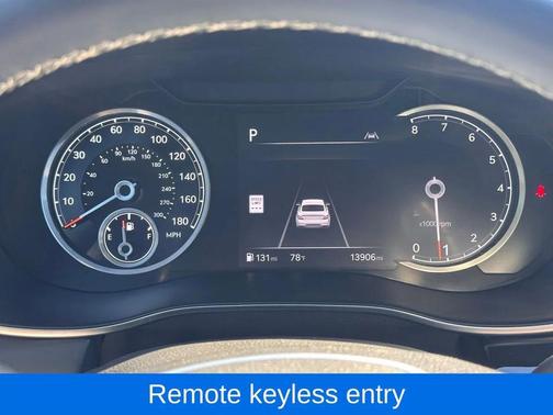 2025 Genesis G70 2.5T RWD