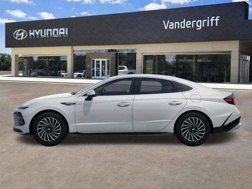 2025 Hyundai SONATA Hybrid Limited