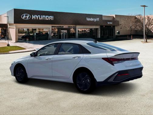 2026 Hyundai ELANTRA Sport