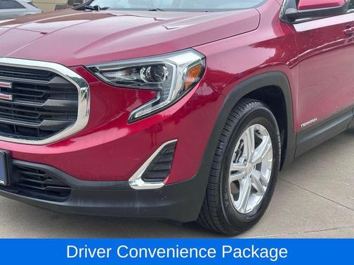 Red Quartz Tintcoat 2020 GMC Terrain SLE