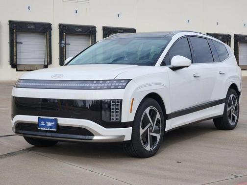 Snow White Pearl 2026 Hyundai IONIQ 9 Performance Calligraphy