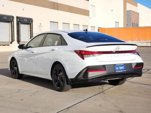 2026 Hyundai ELANTRA Sport