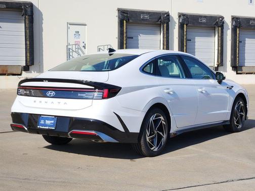 2026 Hyundai SONATA SEL