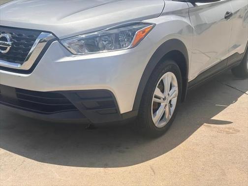 2020 Nissan Kicks S