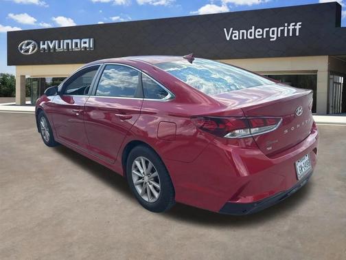 2018 Hyundai SONATA SE