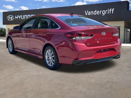 2018 Hyundai SONATA SE