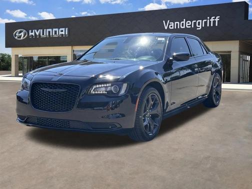 2022 Chrysler 300 Touring