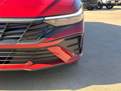 2025 Hyundai ELANTRA Sport