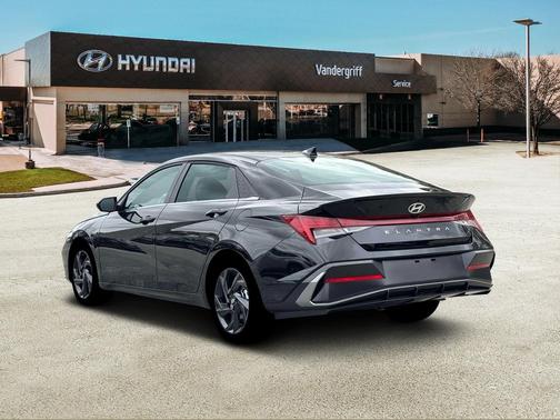 2026 Hyundai ELANTRA Sport