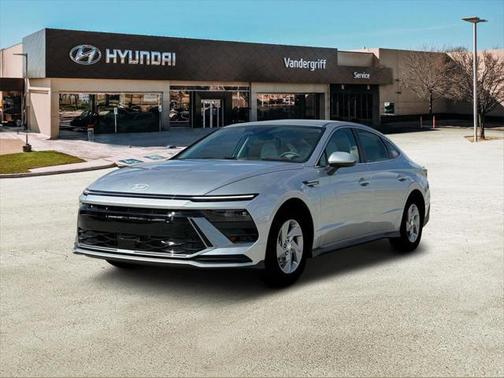 2025 Hyundai SONATA SE