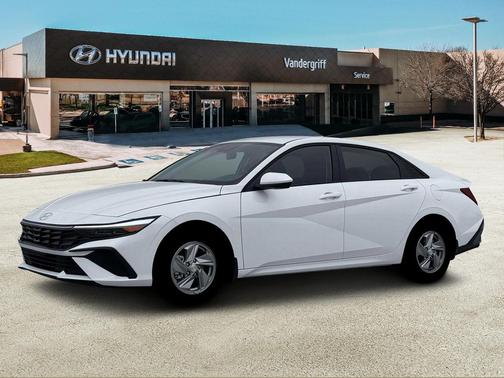 2026 Hyundai ELANTRA SE