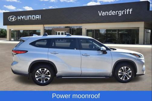 2023 Toyota Highlander XLE