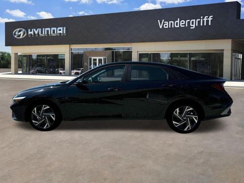 2025 Hyundai ELANTRA Sport