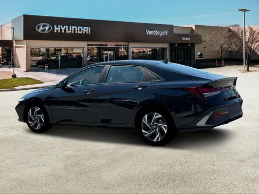 2025 Hyundai ELANTRA Sport