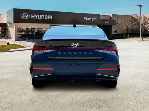 2025 Hyundai ELANTRA Sport