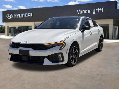 Snow White Pearl 2025 Kia K5 GT-Line